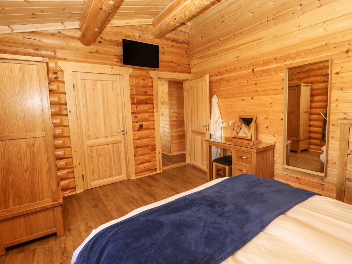 Holly Lodge أوكهام المظهر الخارجي الصورة