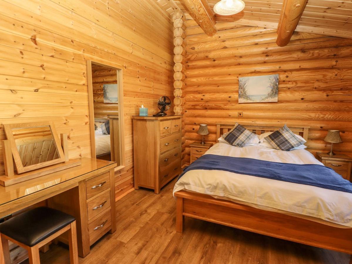 Holly Lodge أوكهام المظهر الخارجي الصورة